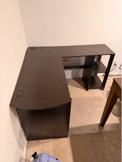 Corner Desk
