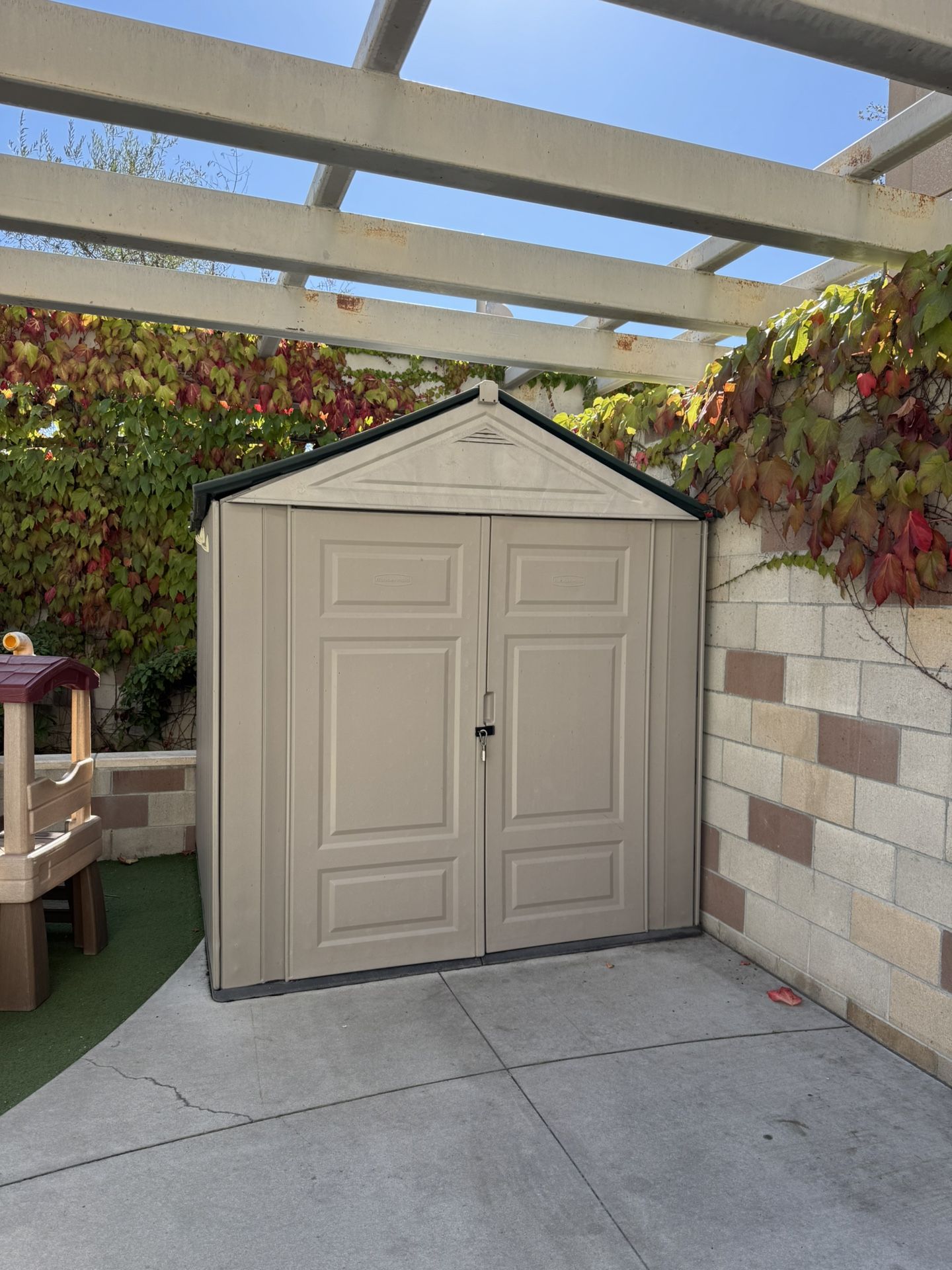 Storage Shed Extra Large