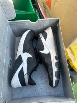 Nike shoes