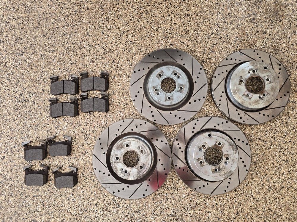 Kia Stinger Brembo Brake Pads & Rotors