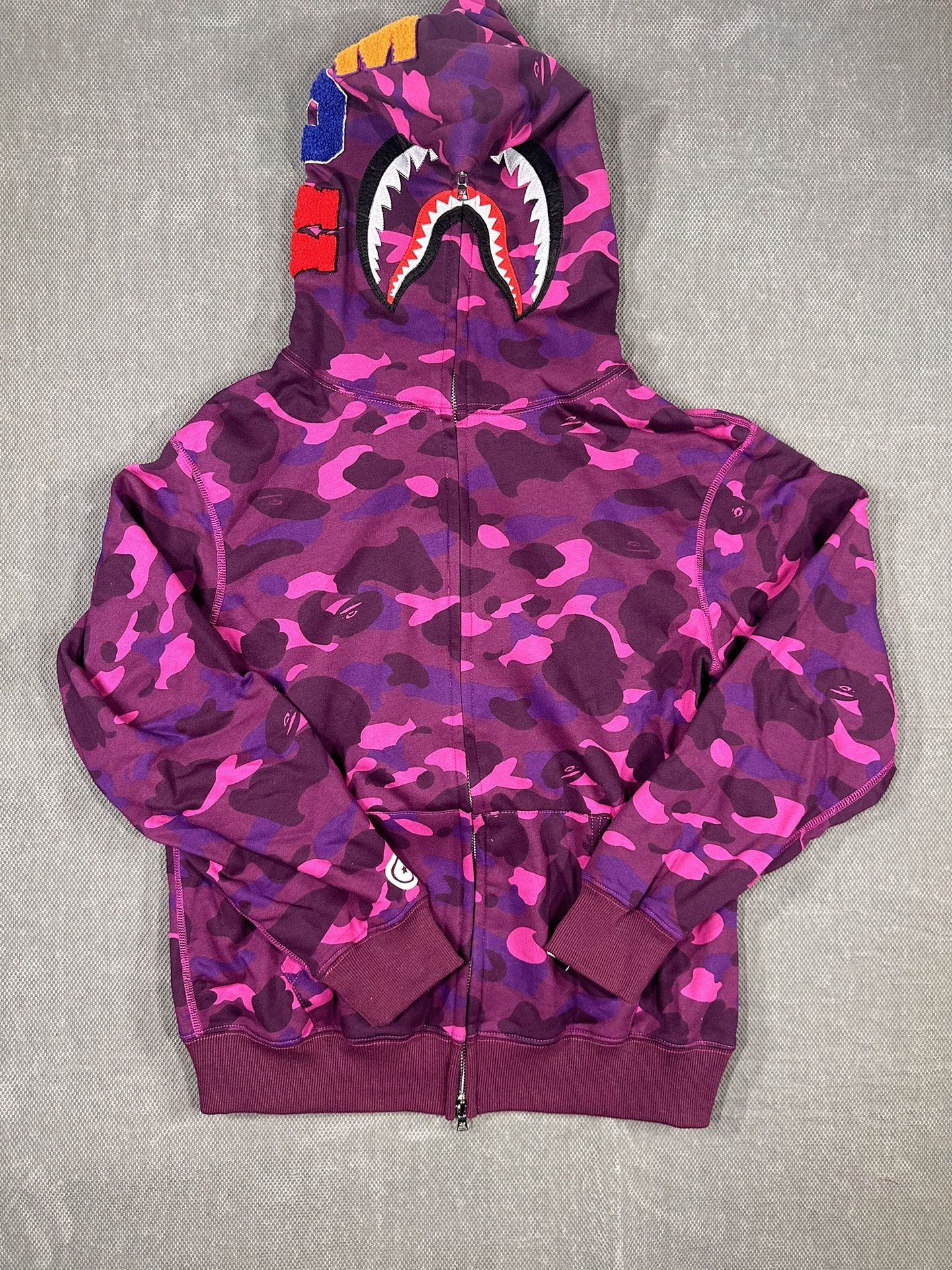 BAPE HOODIE SIZE M NEW