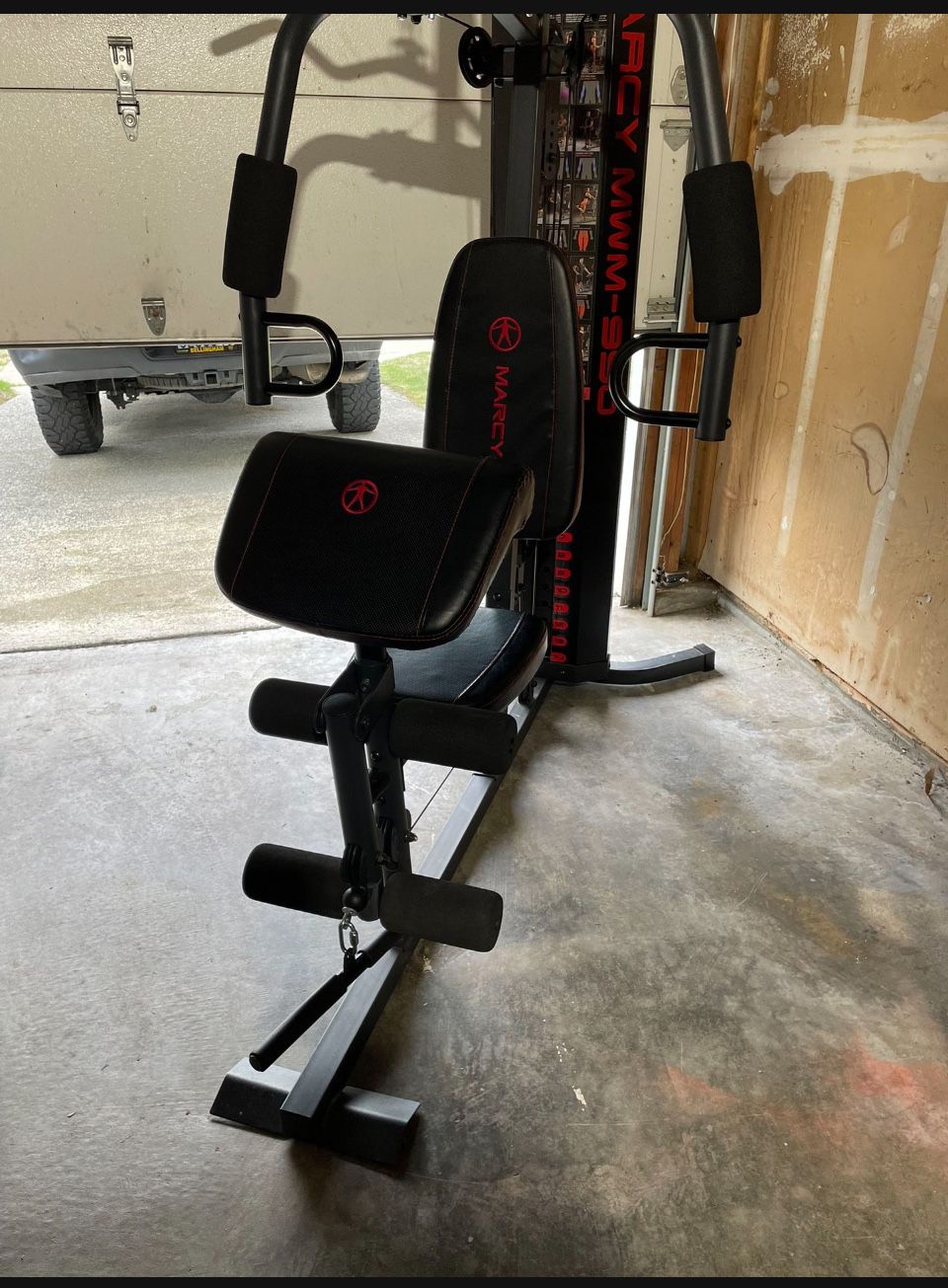 Exercise equipment/Home gym 