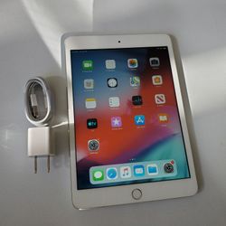 Apple iPad Mini 3 - Wifi - Like New 