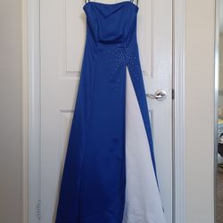 Women  dress. Size XS. In  Great condition. Worn once.