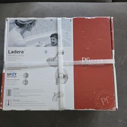 *BRAND NEW* Pfister Ladera 3 Piece
Tub/Shower Faucet Brushed Nicke