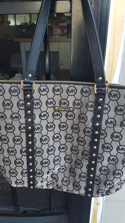 Brand new real Michael Kors purse