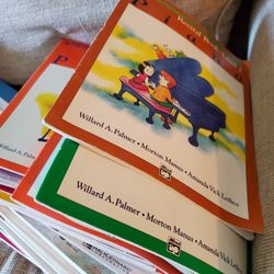 40 Music Books for Piano, Flute, Violin (Pickup only)