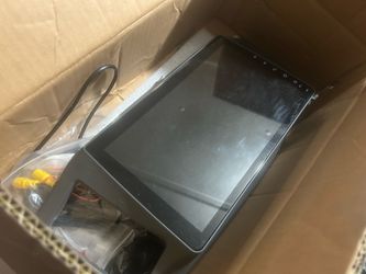 Grand Cherokee stereo car play movies etc 10inch screen