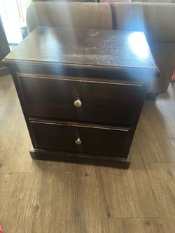 2 drawer night stand