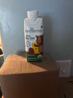 Kate Farms Kids Nutrition Strawberry Shake