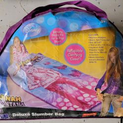 Hannah Montana Sleeping Bag w/Carrying Case 