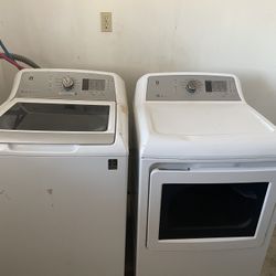 GE Electric Washer And Dryer Set