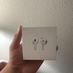 New AirPod 4