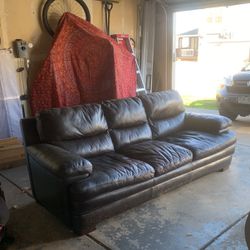 Comfortable Leather Couch 