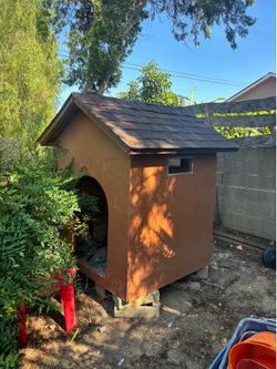 Dog house