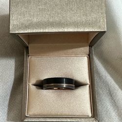 leluxe center men ring 