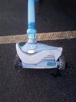 Zodiac MX6 Pool Vacuum 