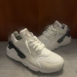 NIKE Air Huarache Crater Premium Light Bone Black