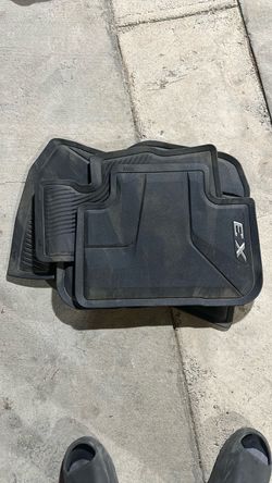 BMW 22-24 Floor Mats