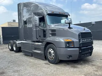 2024 Mack Anthem 64T