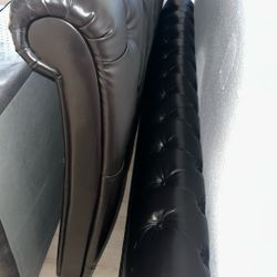 Truffled King size bed 