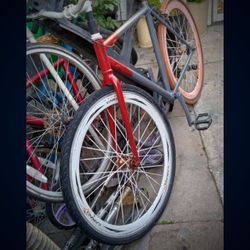 ( Complete Bike ) Caraci Fixed Gear Bike 🚲 Single Speed Aluminum Frame 52cm Size