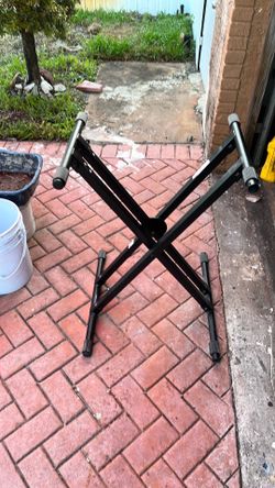 Key board stand