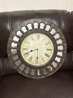 Large wall clock