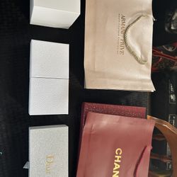 Women’s And Men’s Gift Boxes 