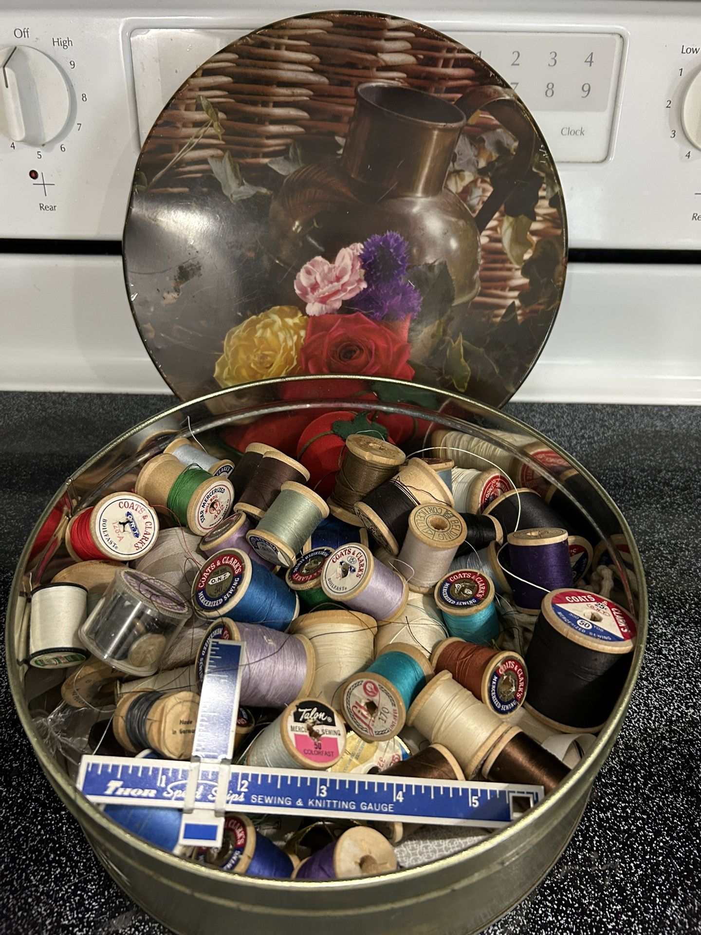 Big Lot Vintage Sewing Notions - Wooden Spools, Sewing & Knitting Gauge +++