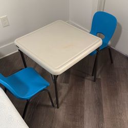 Lifetime Kids 2 Chair and 1 Table