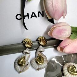 Aretes New 