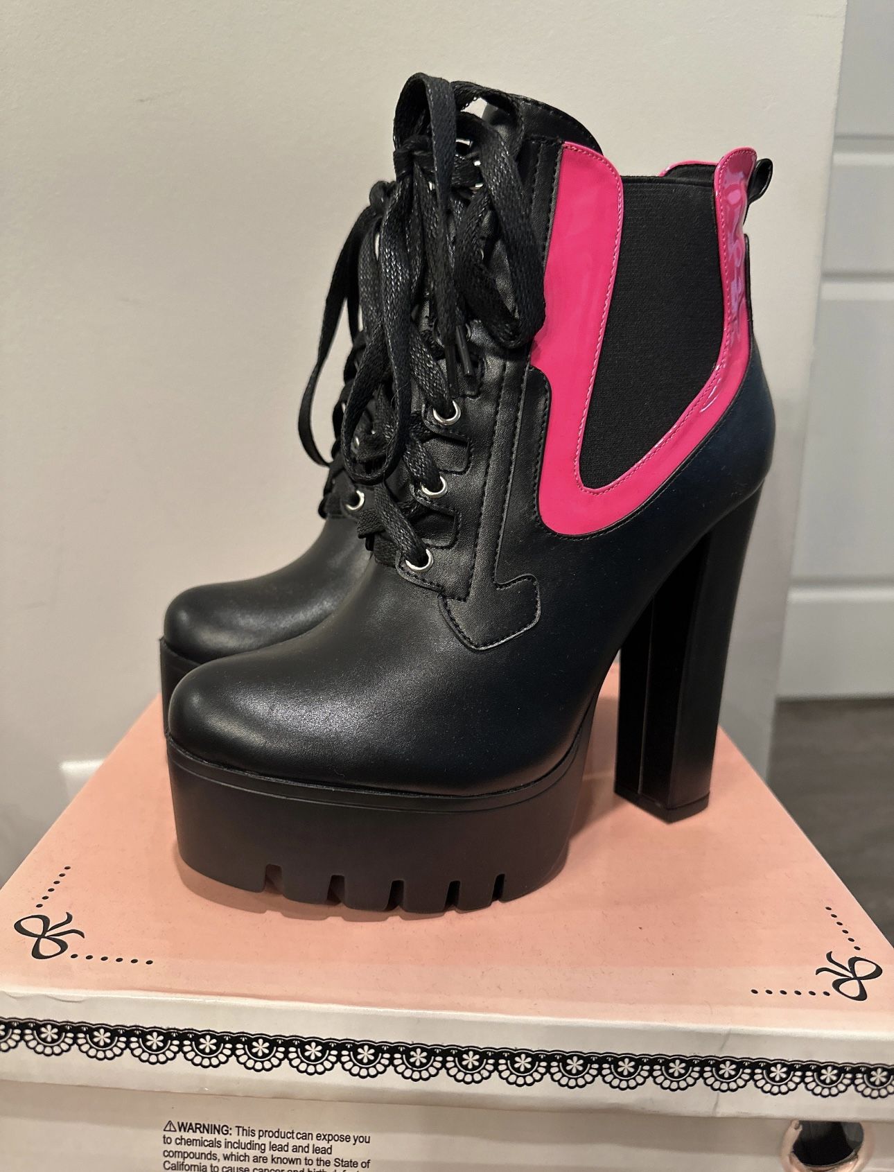 Women’s Heel Combat Boot Size 7-10 available