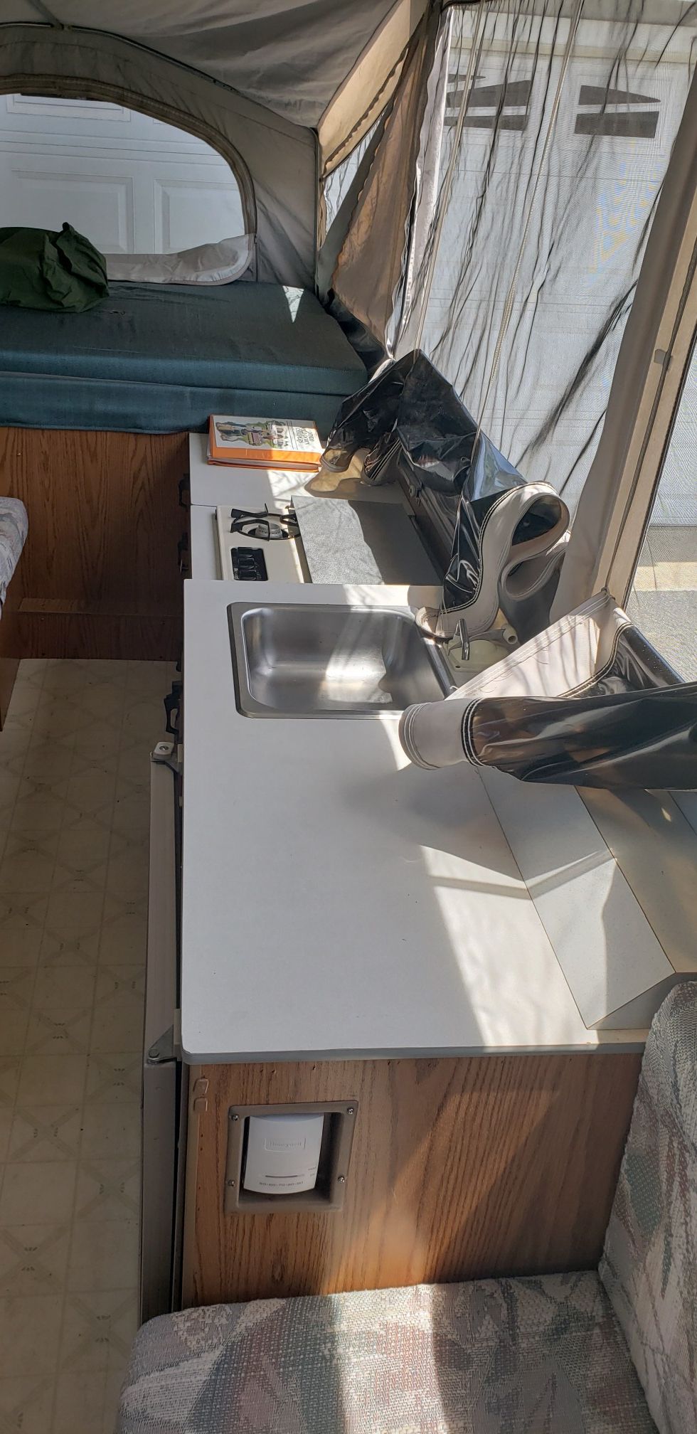 1993 Jayco pop up tent trailer model 1206 for Sale in Glendora, CA