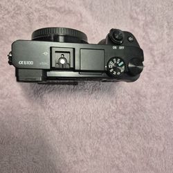 Sony A6100