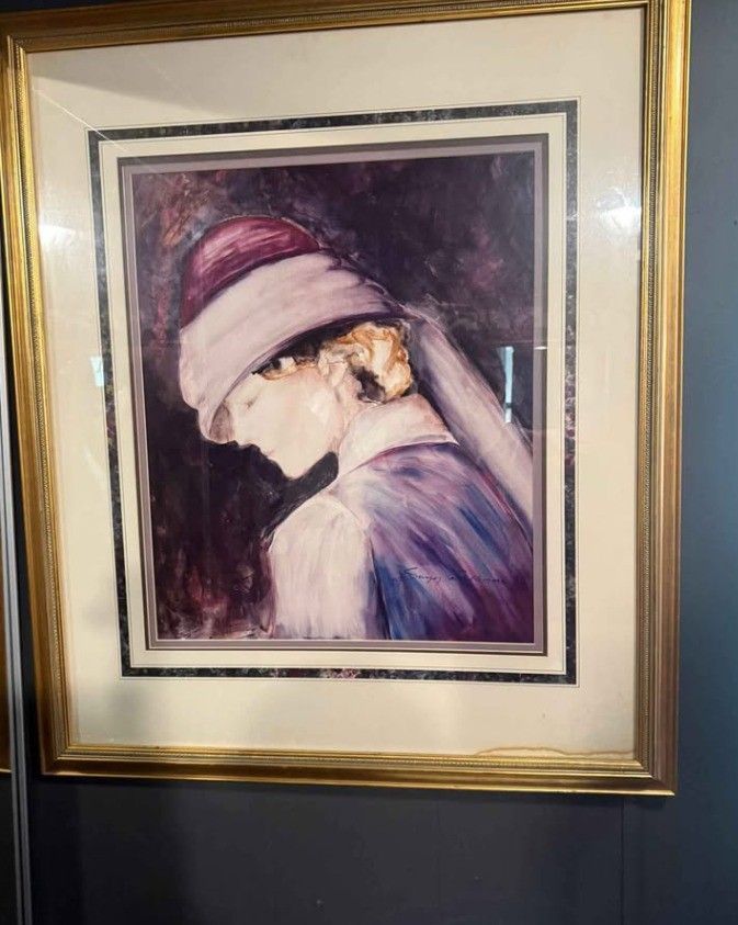 Large framed art print – Elegant and decorative