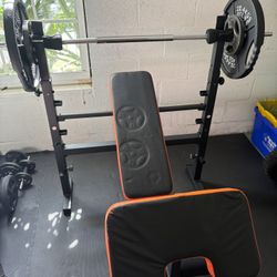 Weight bench & Weight Set! 200lbs SEE PICTURES FOR DESCRIPTION 