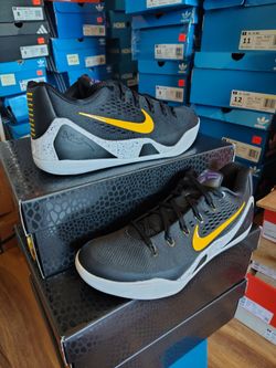 Nike Kobe 9 Elite Low EM Black Gold White Basketball Shoes Mens 9 New