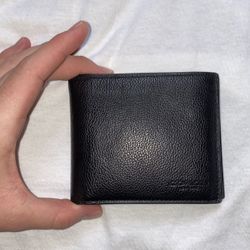 AUTHENITC COACH WALLET BRAND NEW