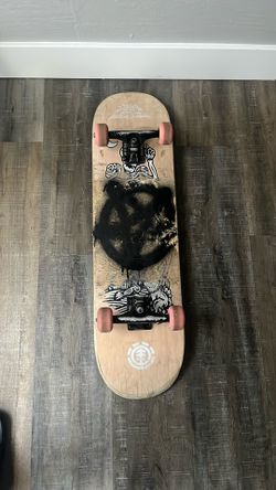Skateboard