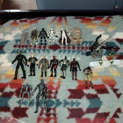Rare 1990s/Early 2000s Vintage Rare Star Wars/Marvel Action Figures Lot 