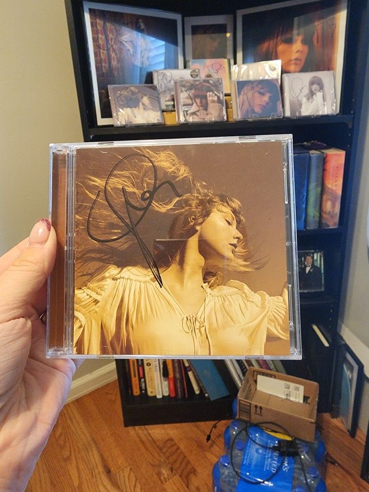 Taylor Swift Signed Fearless