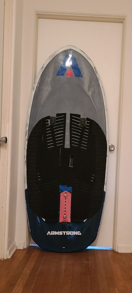 ARMSTRONG CARBON BEGINNER / INTERMEDIATE FOIL BOARD - $750 OBO

