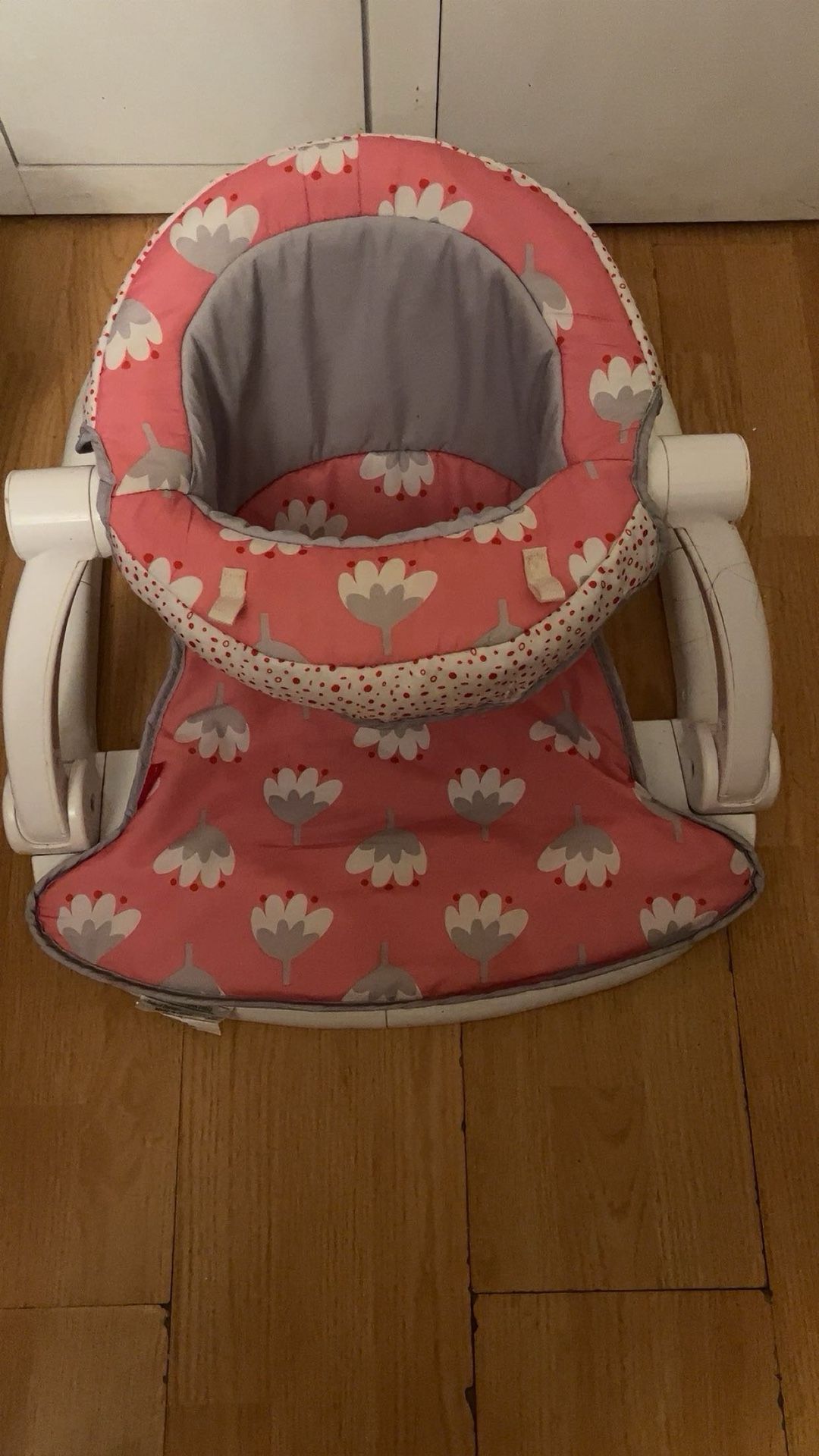 Baby Chair with its toys 