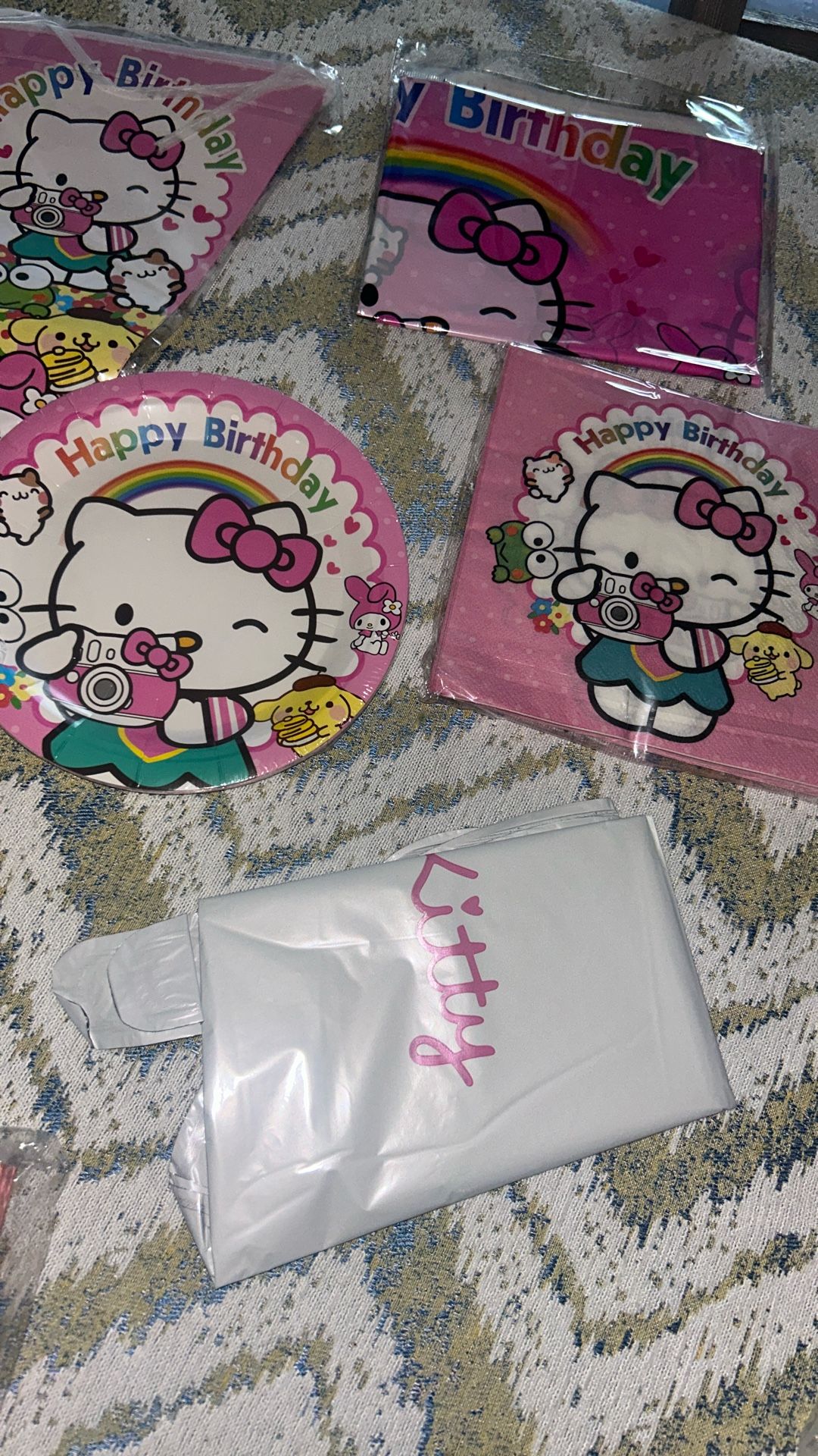 Hello Kitty