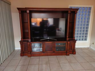 Beautiful tv and audio wall unit