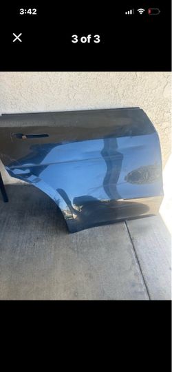 Tesla model y 2024 rear passenger door