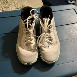 A Bit Used Lamelo Puma Basketball Shoes 