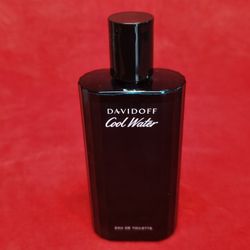 New Davidoff Cool Water Many brands of new perfume available for men or women, single bottles or gift sets, body sprays and lotion available bz 20