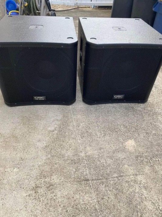 QSC KW181 Pair Speakers